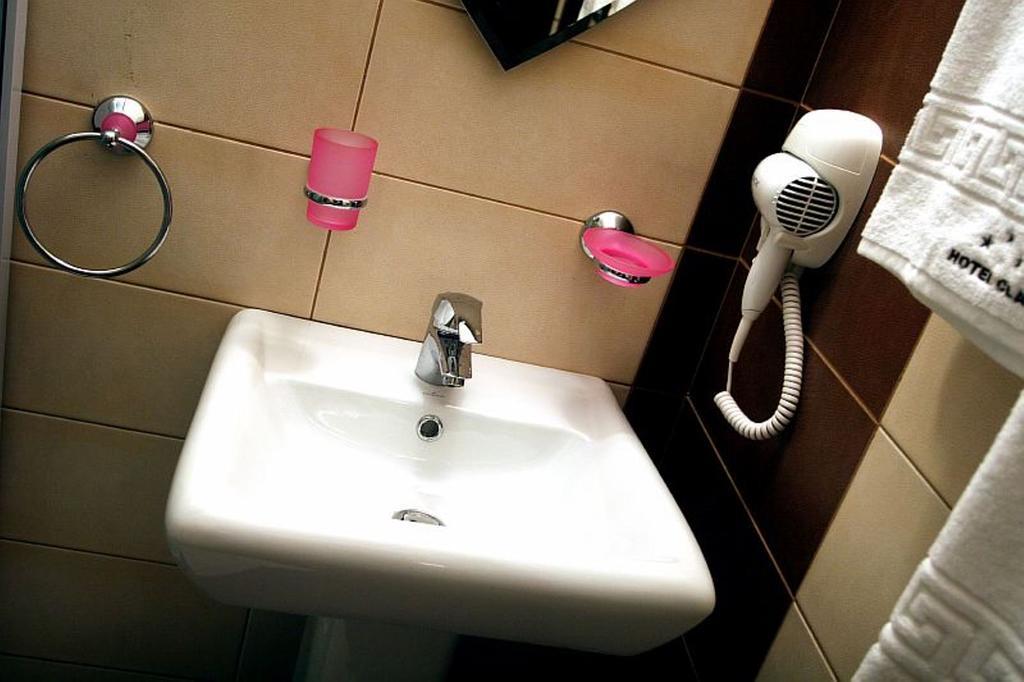 Hotel Clas 데포리노드 객실 사진