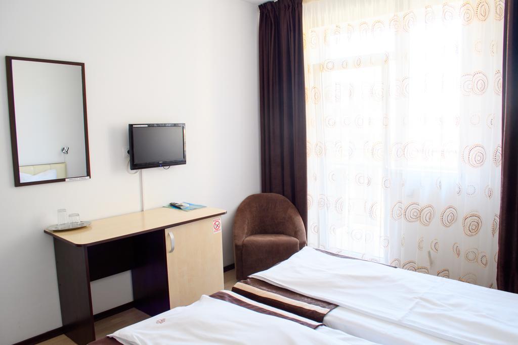 Hotel Clas 데포리노드 외부 사진