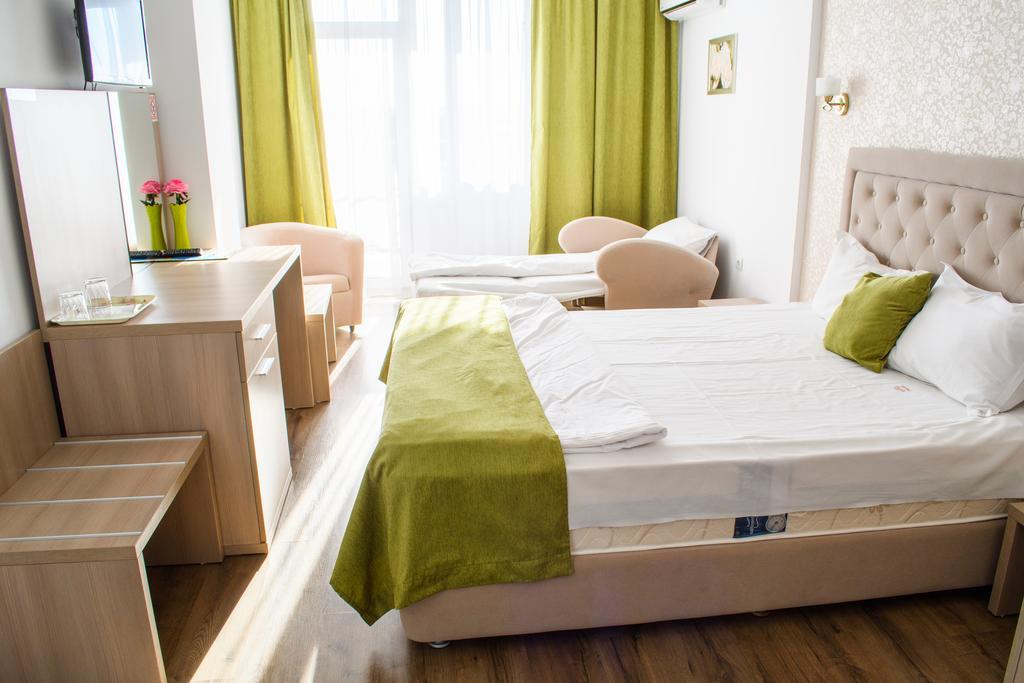 Hotel Clas 데포리노드 외부 사진